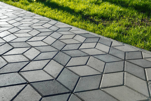 Best Professional Driveway Pavers  in Farmington, MS